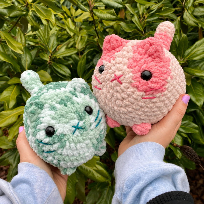 Loaf Cat | Low-Sew Plush Crochet Pattern